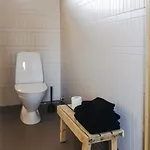 Villa Upea Miljoeoe Saimaalla, Tilava Talo Ja Saunamoekki Joensuu