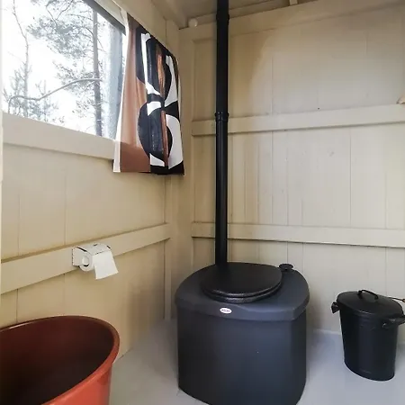 Upea Miljoeoe Saimaalla, Tilava Talo Ja Saunamoekki Villa Joensuu