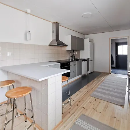 Villa Upea Miljoeoe Saimaalla, Tilava Talo Ja Saunamoekki