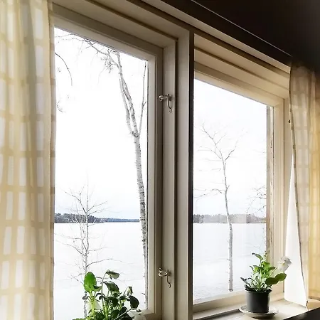 Upea Miljoeoe Saimaalla, Tilava Talo Ja Saunamoekki Villa Joensuu