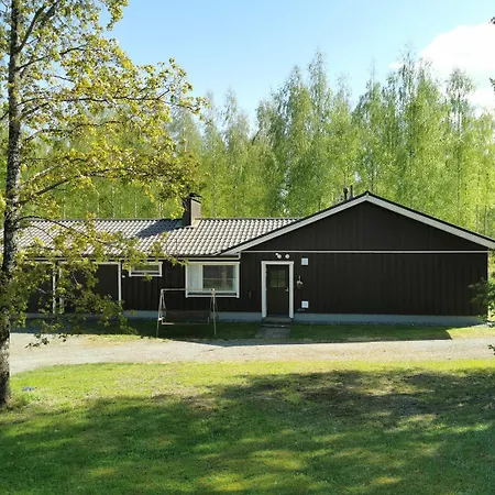 Villa Upea Miljoeoe Saimaalla, Tilava Talo Ja Saunamoekki