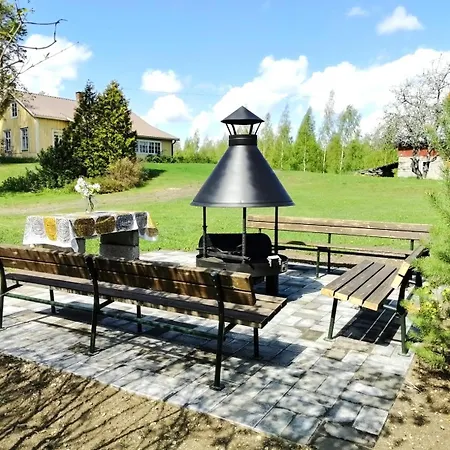 Upea Miljoeoe Saimaalla, Tilava Talo Ja Saunamoekki Вилла Йоэнсуу