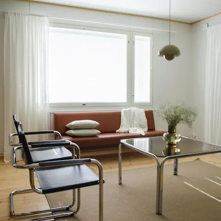Upea Miljoeoe Saimaalla, Tilava Talo Ja Saunamoekki Villa Joensuu