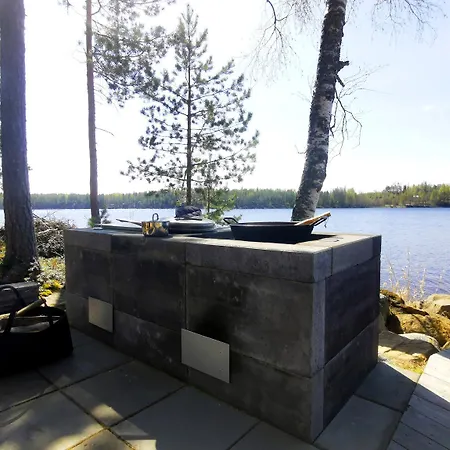 Villa Upea Miljoeoe Saimaalla, Tilava Talo Ja Saunamoekki *