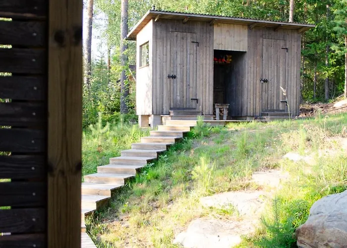 Upea Miljoeoe Saimaalla, Tilava Talo Ja Saunamoekki Вилла